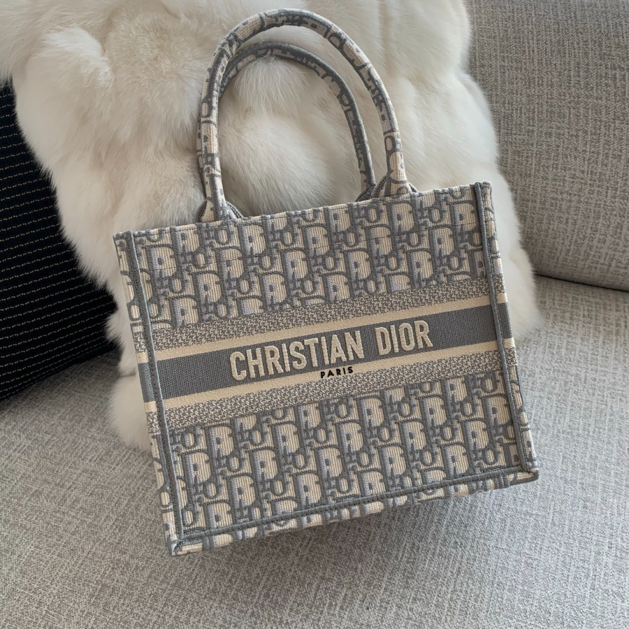 i1745653517419_714_0_0 (1).jpg